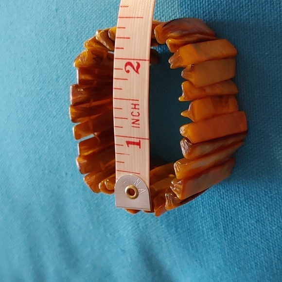 🇨🇦3 For $20🇨🇦Honey Yellow Shell Bar Bracelet - Picture 6 of 6